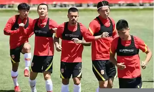 国安主力阵容搭配插图