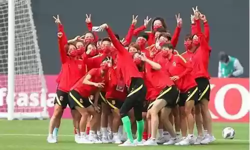 东亚杯中场队员阵容搭配插图