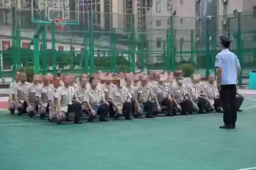 囚犯阵容插图