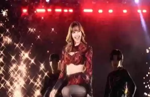 lisa跨年阵容_1插图1