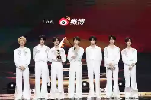 浩瀚的阵容插图